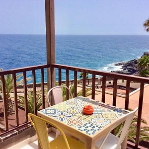Apartment With Ocean Terrace